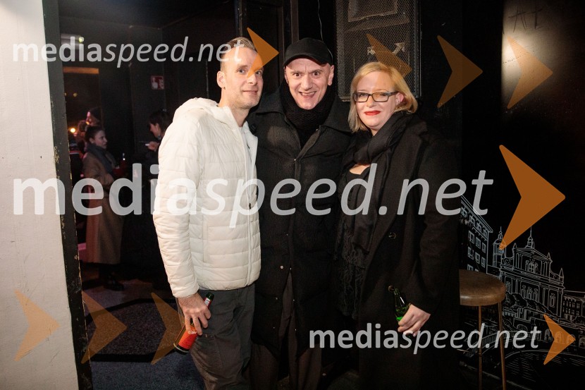  Boris  Šeparović, igralec;  Goran Injac, umetniški vodja, Slovensko mladinsko gledališče;  Tjaša Pureber, vršilka dolžnosti generalnega direktorja, GOV.SILjubimki, premiera predstave v SMG Ljubljana