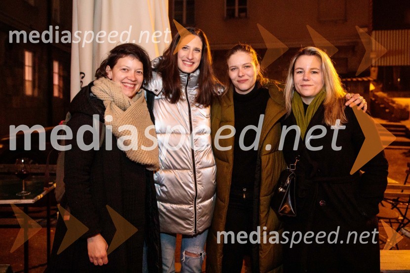  ... ;  Miranda  Trnjanin, igralka;  Mia Skrbinac, igralka;  ... Ljubimki, premiera predstave v SMG Ljubljana