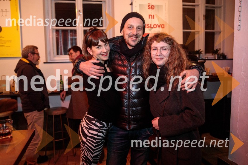  Anja Novak, igralka;  Matej Recer, igralec;  ... Ljubimki, premiera predstave v SMG Ljubljana