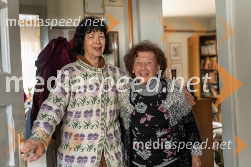  Jasna Kontler Salamon, dolgoletna novinarka, Slovenske novice;  Antonija KontlerAntonija Kontler, portret 100 letnice