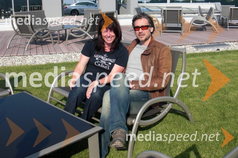  Mihaela  Kopše, Hiša vina Doppler;  Jan Plestenjak, pevecJan Plestenjak in 