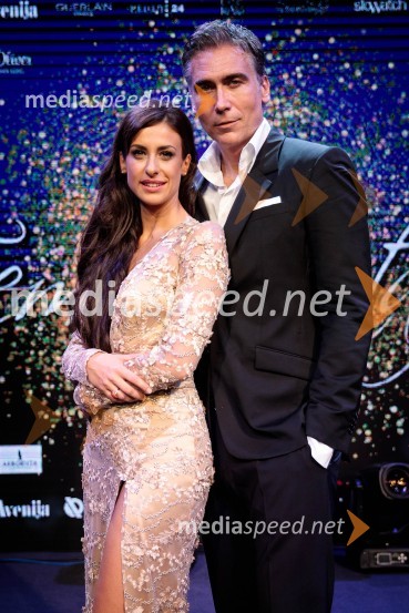  Lara Komar, igralka;  Jan Plestenjak, pevecJan Plestenjak in 