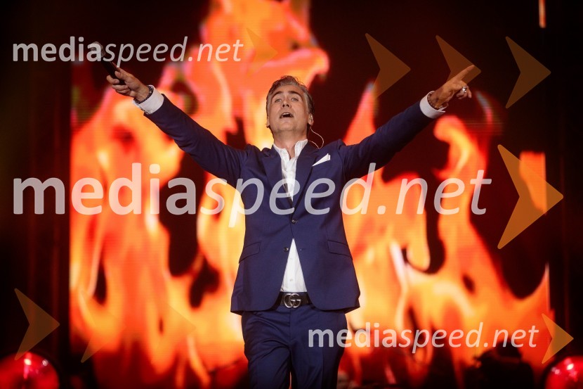  Jan Plestenjak, pevecJan Plestenjak in 