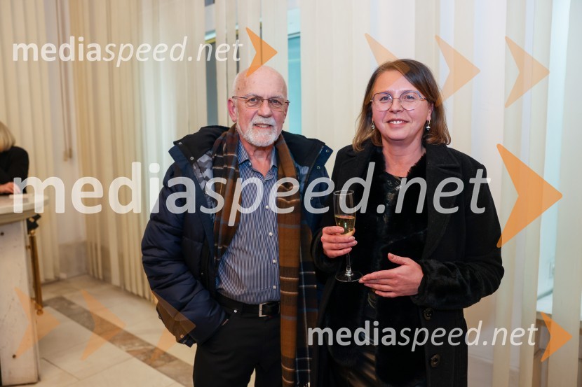  ... ;  Anja SemeničFrank V., premiera drame v SNG Maribor