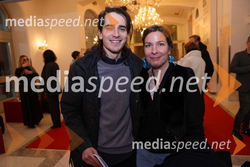  Petja Labović, igralec;  Ana Urbanc, igralkaFrank V., premiera drame v SNG Maribor