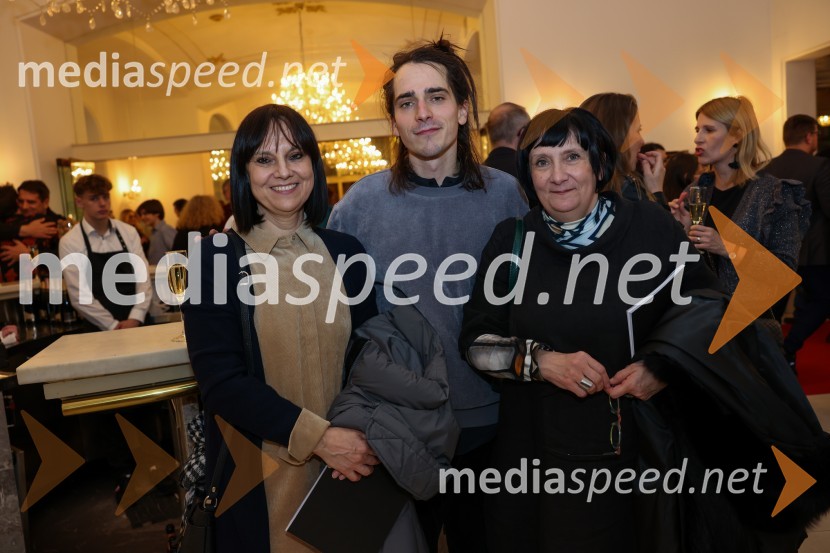  Alenka  Labović;  Petja Labović, igralec;  Ida Kranjac RajićFrank V., premiera drame v SNG Maribor