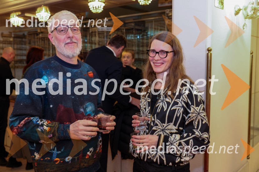  Damjan Ilić;  Urška Brodar, dramaturginja, Slovensko mladinsko gledališčeFrank V., premiera drame v SNG Maribor