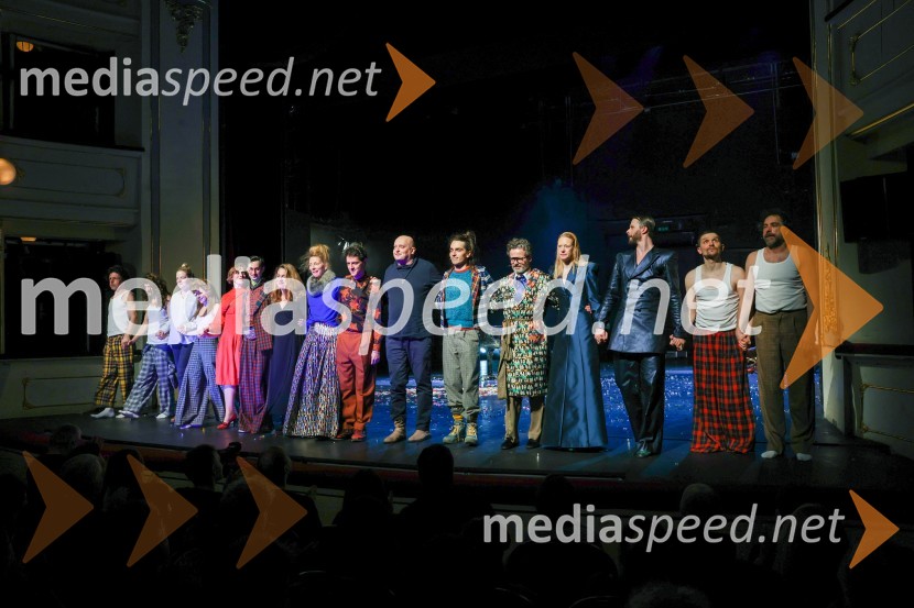  Davor Herga, igralec;  Viktor Hrvatin Meglič, igralec;  Nevena Glušica, avtorica glasbe;  Liza Marijina, igralka;  ... ;  Žan Koprivnik, igralec;  Marija Marković Milojev, kustomografinja;  Nataša Matjašec Rošker, igralka;  Miloš Lolić, režiser;  Slobodan Obradović, dramaturg;  Petja Labović, igralec;  Vojko Belšak, igralec;  Julija Klavžar, igralka;  Blaž Dolenc, igralec;  Matevž Biber, igralec;  Gorazd Žilavec, igralecFrank V., premiera drame v SNG Maribor