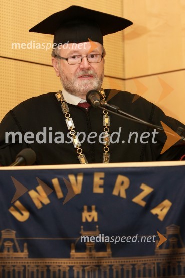 Prof. dr. Ivan Rozman, rektor Univerze v MariboruRektorjev dan Univerze v Mariboru 2009, promocija doktorjev znanosti in podelitev nagrad