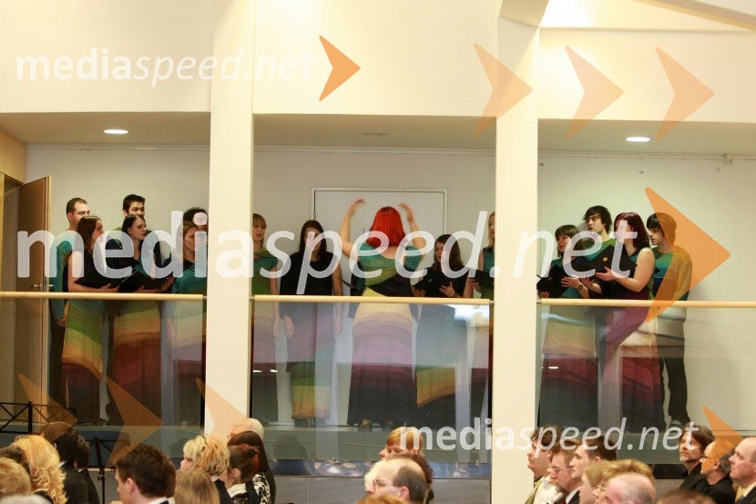 Akademski pevski zbor MariborRektorjev dan Univerze v Mariboru 2009, promocija doktorjev znanosti in podelitev nagrad