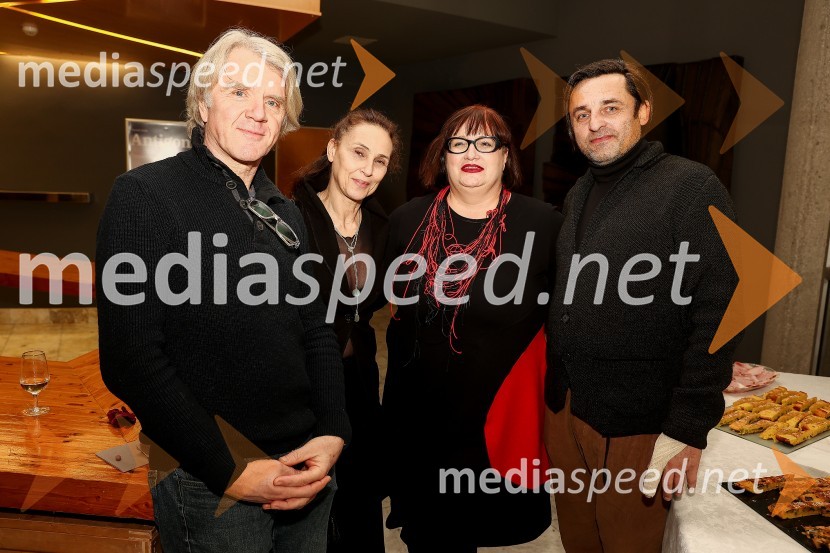  ... ;  ... ;  Dominika Weigl Jakomini;  Gorazd Jakomini, igralec Antigona, premiera drame, SNG Nova Gorica