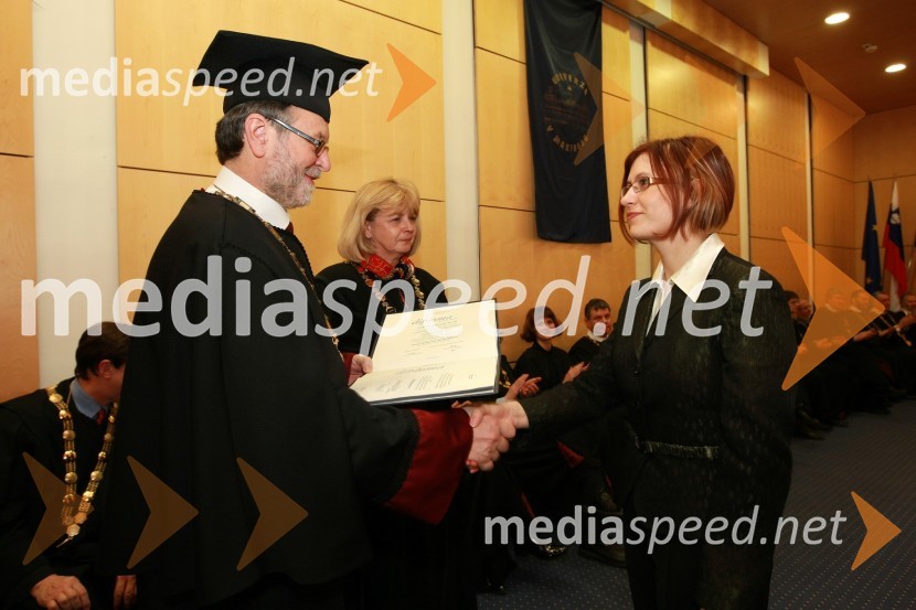 Prof. dr. Ivan Rozman, rektor Univerze v Mariboru in dr. Eva Konečnik Kotnik, Filozofska fakultetaRektorjev dan Univerze v Mariboru 2009, promocija doktorjev znanosti in podelitev nagrad