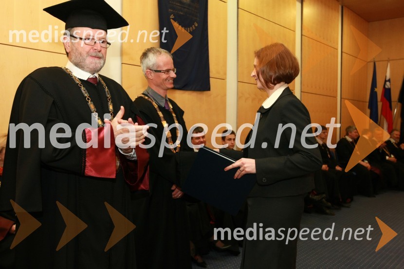 Prof. dr. Ivan Rozman, rektor Univerze v Mariboru, red.prof.dr. Miroslav Premrov, Fakulteta za gradbeništvo UM in dr. Nataša Šuman, Fakulteta za gradbeništvoRektorjev dan Univerze v Mariboru 2009, promocija doktorjev znanosti in podelitev nagrad