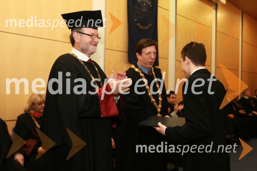 Prof. dr. Ivan Rozman, rektor Univerze v Mariboru, red. prof. dr. Željko Knez, dekan Fakultete za kemijo in kemijsko tehnologijo Univerze v Mariboru in dr. Marko Tramšek, Fakulteta za kemijo in kemijsko tehnologijoRektorjev dan Univerze v Mariboru 2009, promocija doktorjev znanosti in podelitev nagrad