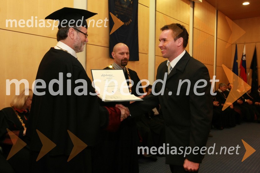 Prof. dr. Ivan Rozman, rektor Univerze v Mariboru in dr. Rok Klobučar, Fakulteta za strojništvoRektorjev dan Univerze v Mariboru 2009, promocija doktorjev znanosti in podelitev nagrad