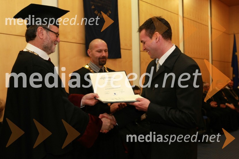 Prof. dr. Ivan Rozman, rektor Univerze v Mariboru in dr. Rok Klobučar, Fakulteta za strojništvoRektorjev dan Univerze v Mariboru 2009, promocija doktorjev znanosti in podelitev nagrad