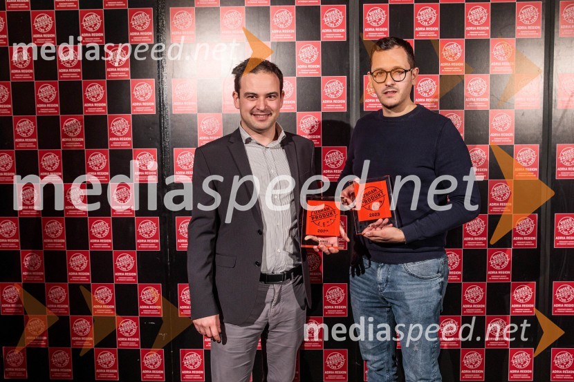  Anej  Ferko, anejferko.si;  Vlatko Mickov, Špan d.o.o.Izbran produkt leta 2023