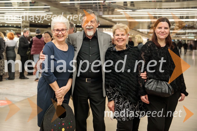  ... ;  ... ;  Irena  Butoln, germanistka;  Teja Pelko, novinarka, Svet24Miroslav Krleža: V agoniji, drama, Cankarjev dom