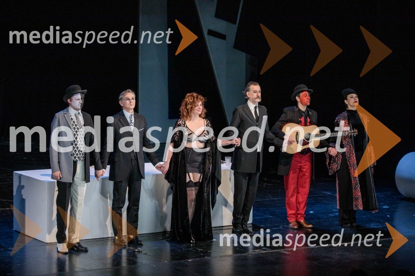  Marin Klišmanić, igralec;   Livio Badurina, igralec;  Nina Violić, igralka;  Krešimir Mikić, igralec;  Ivan Colarić, igralec;  Ksenija Marinković, igralka, v.d. ravnateljice ZKM ZagrebMiroslav Krleža: V agoniji, drama, Cankarjev dom