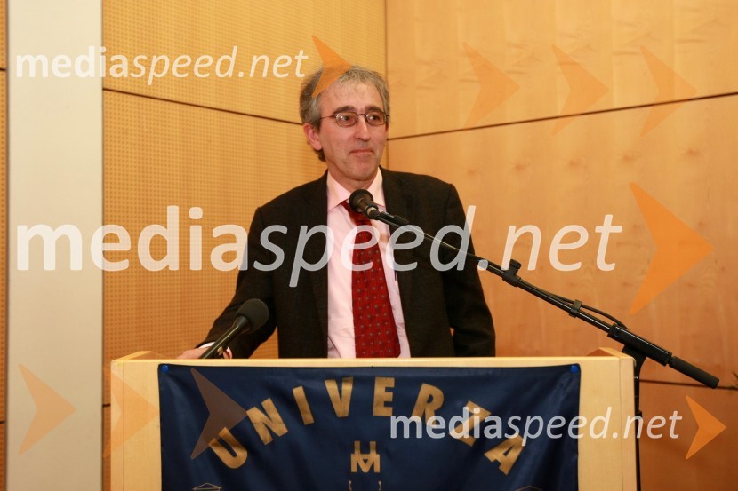 Dr. Philip Taylor, izredni profesorRektorjev dan Univerze v Mariboru 2009, promocija doktorjev znanosti in podelitev nagrad