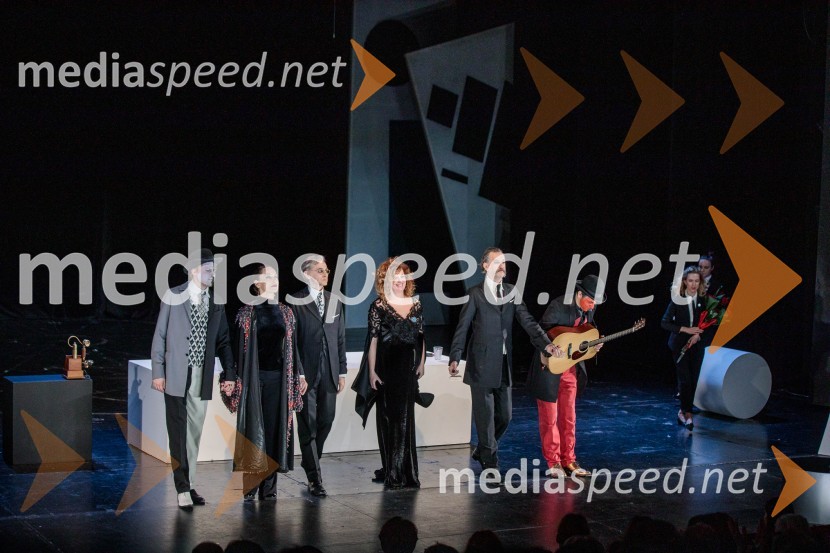  Marin Klišmanić, igralec;  Ksenija Marinković, igralka, v.d. ravnateljice ZKM Zagreb;   Livio Badurina, igralec;  Nina Violić, igralka;  Krešimir Mikić, igralec;  Ivan Colarić, igralecMiroslav Krleža: V agoniji, drama, Cankarjev dom