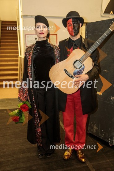  Ksenija Marinković, igralka, v.d. ravnateljice ZKM Zagreb;  Ivan Colarić, igralecMiroslav Krleža: V agoniji, drama, Cankarjev dom