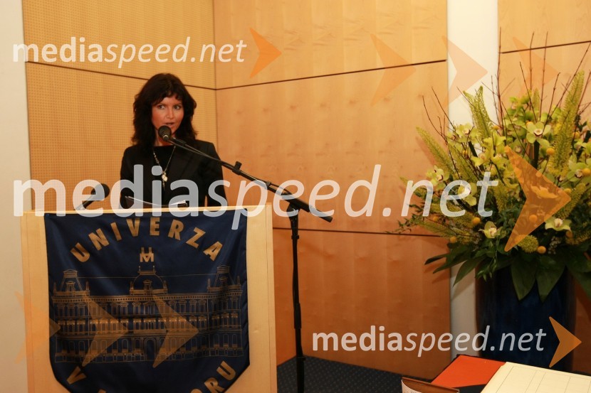 Maja Ekart, senatorka Univerze v MariboruRektorjev dan Univerze v Mariboru 2009, promocija doktorjev znanosti in podelitev nagrad