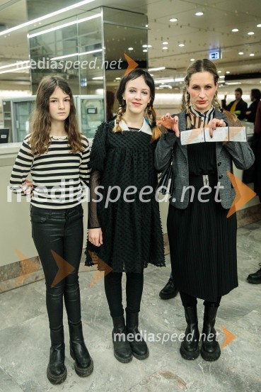  ... ;  ... ;  Lea Menard, igralkaGorjanci, premiera, Cankarjev dom