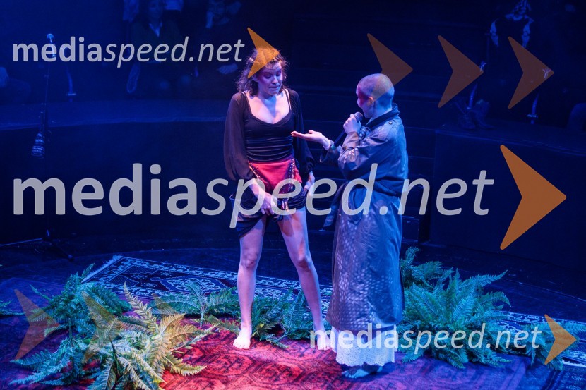  Urša Kavčič, igralka;  Nataša Keser, igralkaGorjanci, premiera, Cankarjev dom