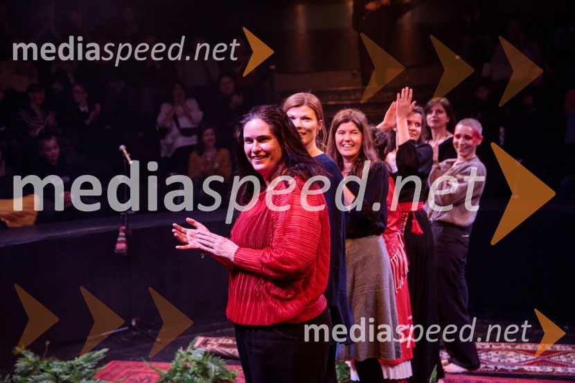  Vasilija Fišer, scenografka in kostumografka;  ... ;  Maruša Kink, igralka, režiserka;  Urša Kavčič, igralka;  ... ;  Nataša Keser, igralkaGorjanci, premiera, Cankarjev dom