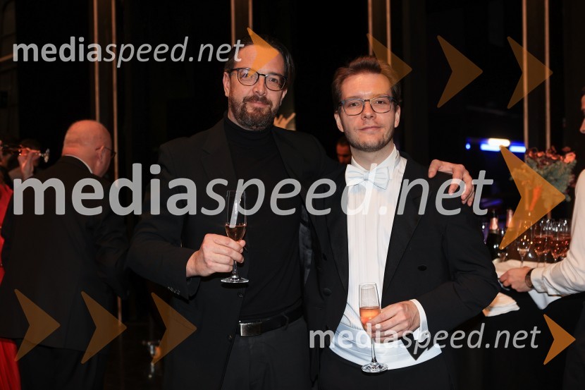  Marko  Hribernik, dirigent, umetniški direktor opere;  Ayrton Desimpelaere, belgijski dirigentLa Traviata, 20. obletnica aktualne postavitve, SNG Opera in balet Ljubljana