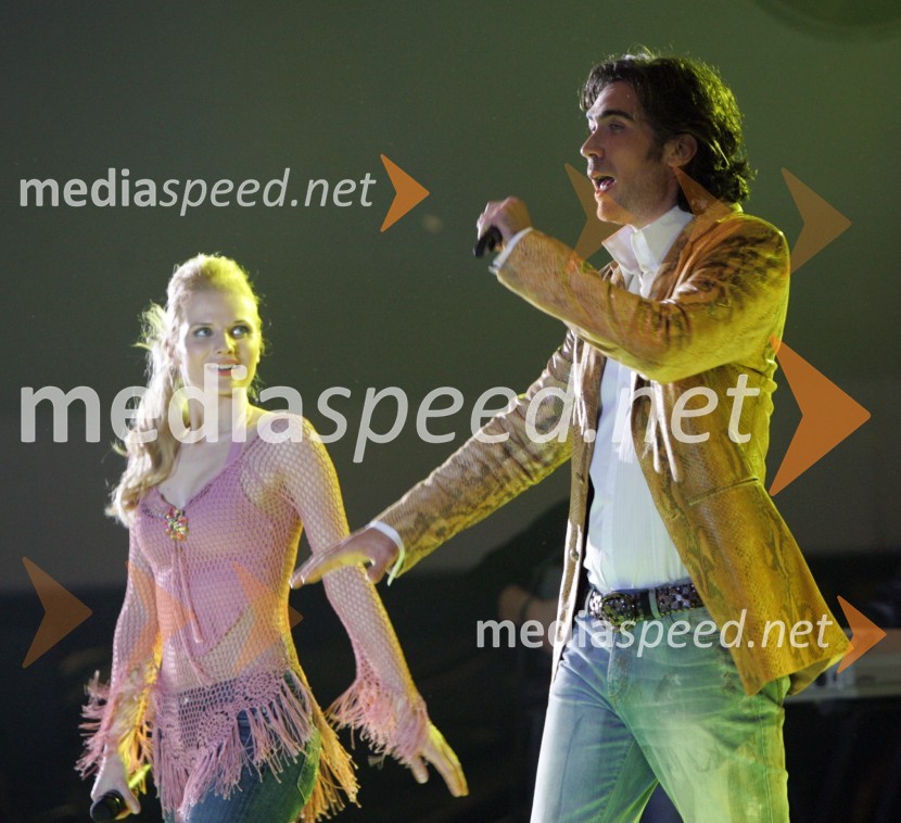 Pevca Eva Moškon in Jan PlestenjakSRF - Slovensi radijski festival 2005