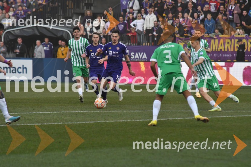  Gregor  Sikošek, nogometaš, NK Maribor;  David de Senna Fernandes Sualehe, nogometaš, NK OlimpijaMaribor premagal Olimpijo v večnem derbiju