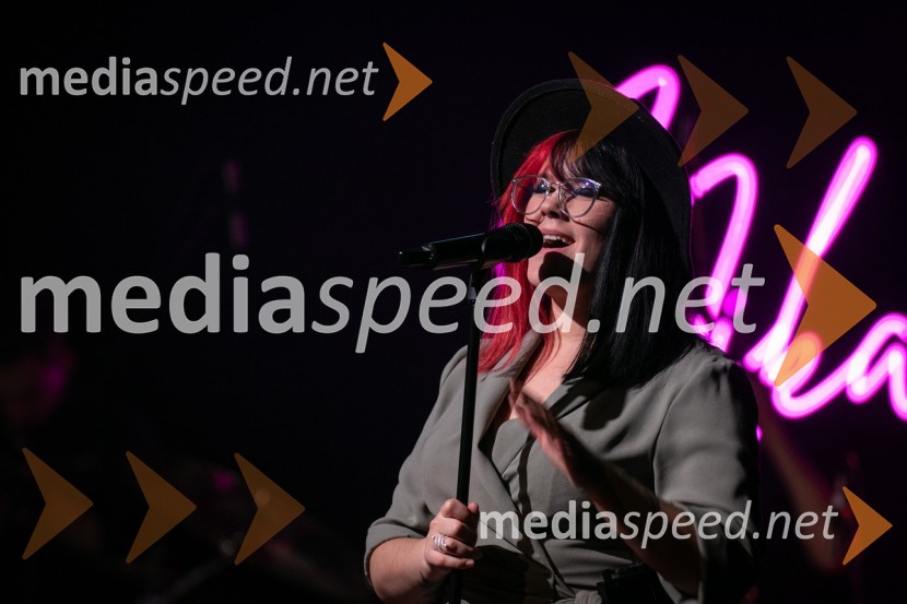  Eva ZorjanNika Zorjan - od začetka, veliki koncert ob 10. obletnici delovanja