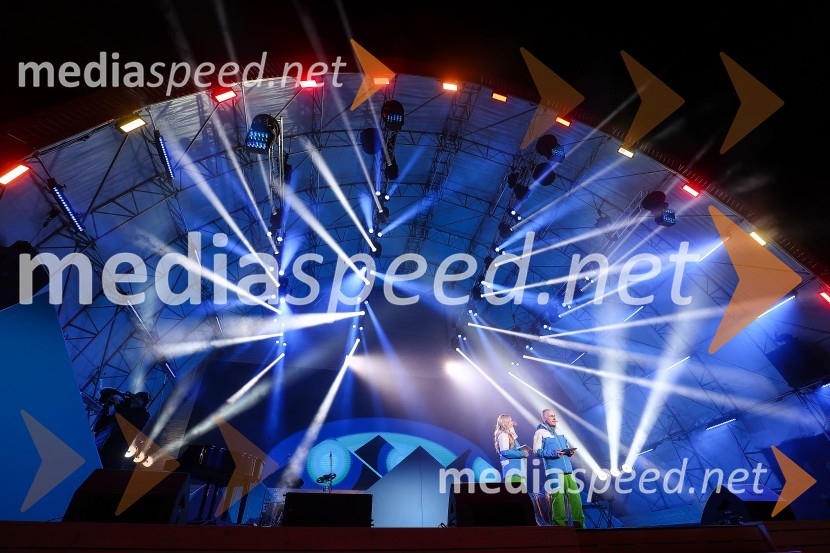  Bernarda Žarn, voditeljica;  Igor Evgen Bergant, novinar in TV voditelj43. FIS svetovno prvenstvo v nordijskem smučanju, slovesnost ob odprtju