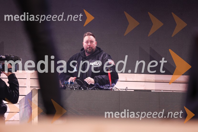  Uroš Umek, DJ43. FIS svetovno prvenstvo v nordijskem smučanju, slovesnost ob odprtju