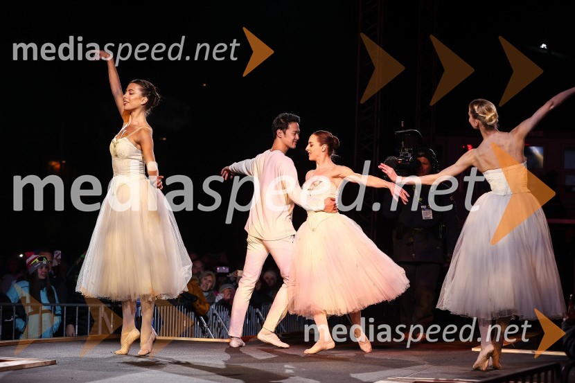 Baletni plesalci iz Opera in balet Ljubljana43. FIS svetovno prvenstvo v nordijskem smučanju, slovesnost ob odprtju