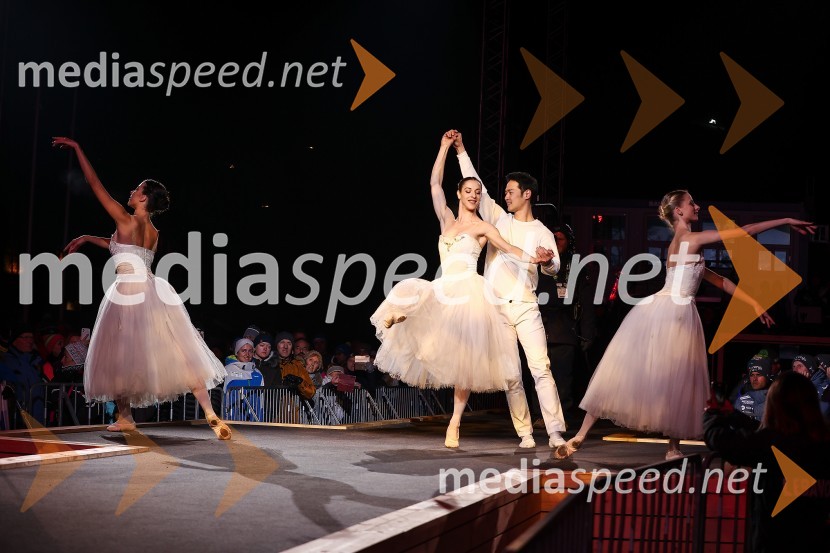 Baletni plesalci iz Opera in balet Ljubljana43. FIS svetovno prvenstvo v nordijskem smučanju, slovesnost ob odprtju