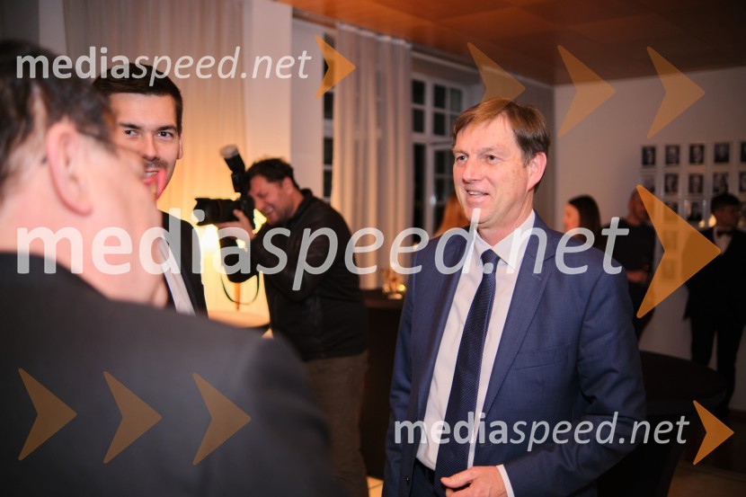 prof. dr. Miro Cerar, nekdanji predsednik Vlade Republike Slovenije prodekan Pravne fakultete Univerze v LjubljaniSrečanje Alumni kluba Fundacije Parus