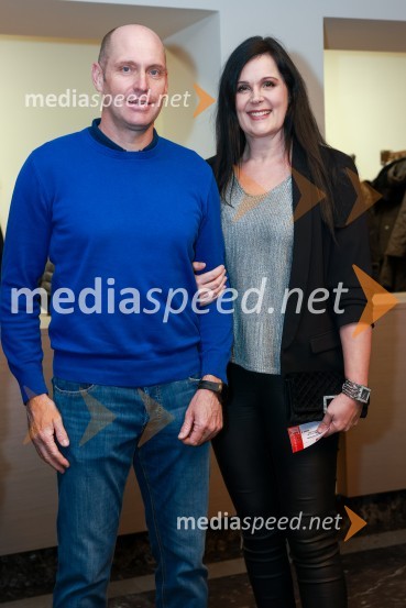  Matjaž Sluga;  Janja Sluga, poslanka DZ31. Dnevi Komedije v Celju, otvoritev festivala s predstavo Nikoli ni prepozno