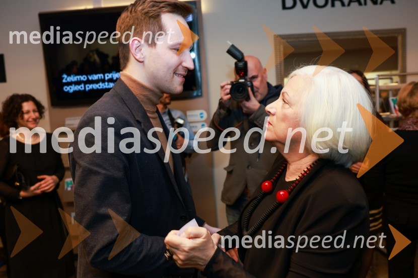  Matija Kovač, župan, MO Celje;  Andreja  Rihter, direktorica, Forum slovanskih kultur in nekdanja ministrica za kulturo31. Dnevi Komedije v Celju, otvoritev festivala s predstavo Nikoli ni prepozno