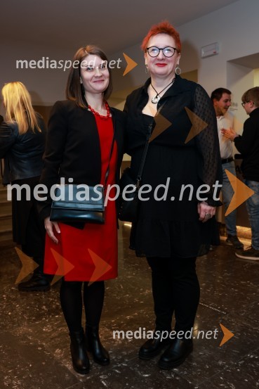  Milana Simonič, vodja marketinga in odnosov za javnostmi SLG Celje;  Urška Vouk, program SLG Celje31. Dnevi Komedije v Celju, otvoritev festivala s predstavo Nikoli ni prepozno