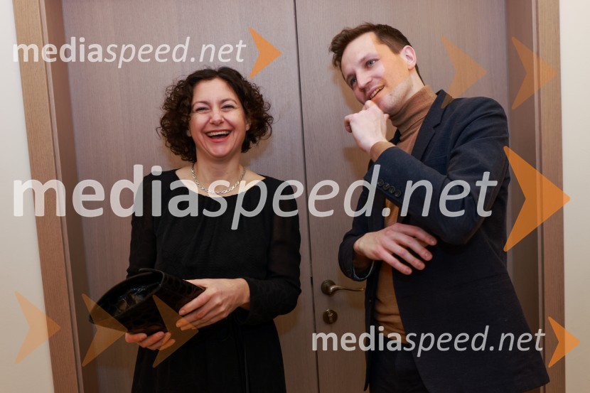 mag. Barbara Bošnjak, vodja, kabinet župana MO Celje;  Matija Kovač, župan, MO Celje31. Dnevi Komedije v Celju, otvoritev festivala s predstavo Nikoli ni prepozno