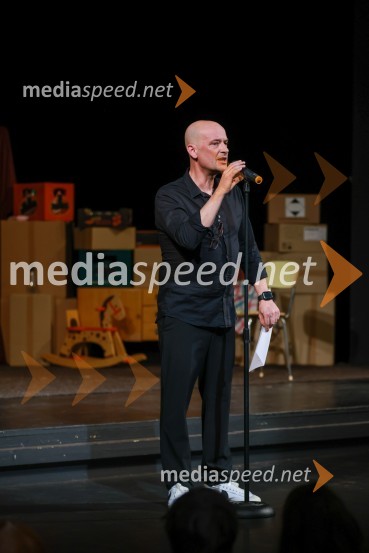  Miha Golob, upravnik in umetniški vodja, SLG Celje31. Dnevi Komedije v Celju, otvoritev festivala s predstavo Nikoli ni prepozno