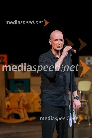  Miha Golob, upravnik in umetniški vodja, SLG Celje31. Dnevi Komedije v Celju, otvoritev festivala s predstavo Nikoli ni prepozno