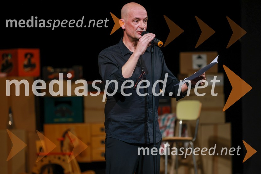  Miha Golob, upravnik in umetniški vodja, SLG Celje31. Dnevi Komedije v Celju, otvoritev festivala s predstavo Nikoli ni prepozno