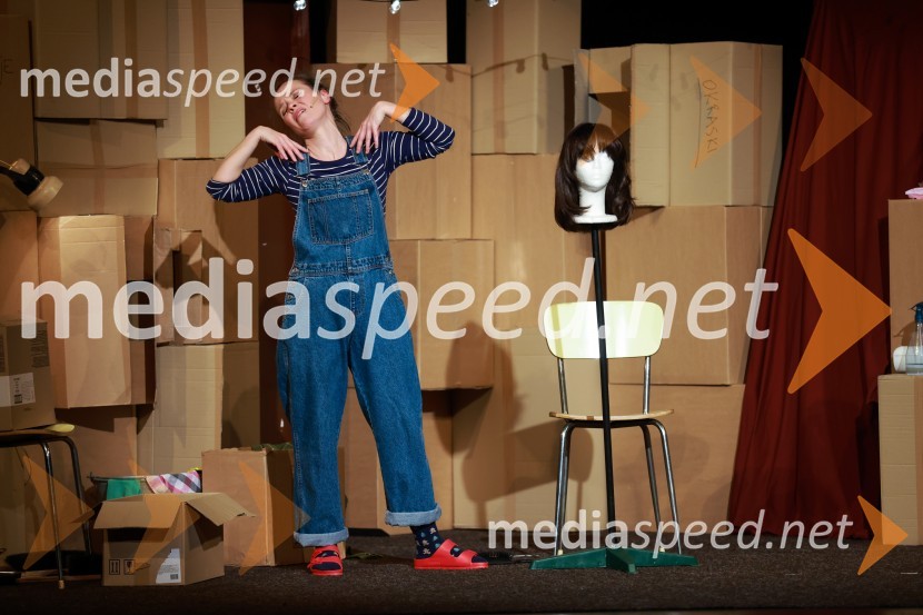  Mojca Fatur, igralka31. Dnevi Komedije v Celju, otvoritev festivala s predstavo Nikoli ni prepozno