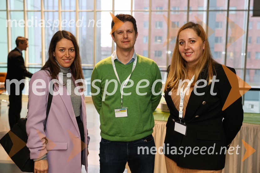  Katja Lukman, CFA;  Matija Filiplič, CFA, Cenilna družba in član upravnega odbora društva CFA Slovenija;  Tjaša MöderndorferCFA Research Challenge Local finals 2022/2023