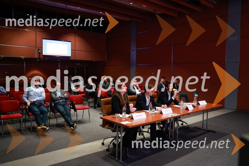  Tatjana Bojkovska, CFA, CAIA, CIPM;  Karol Brodzinski;  Blaž Hribar, CFA, sodnikCFA Research Challenge Local finals 2022/2023