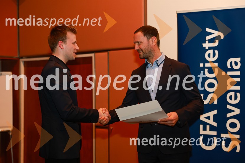  Jaša Jus; dr. Primož Dolenc, Banka SlovenijeCFA Research Challenge Local finals 2022/2023